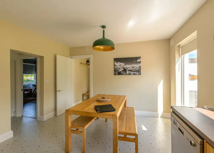 5 Bedroom Haven, On The Wild Atlantic Way Casa vacanze Kinvara