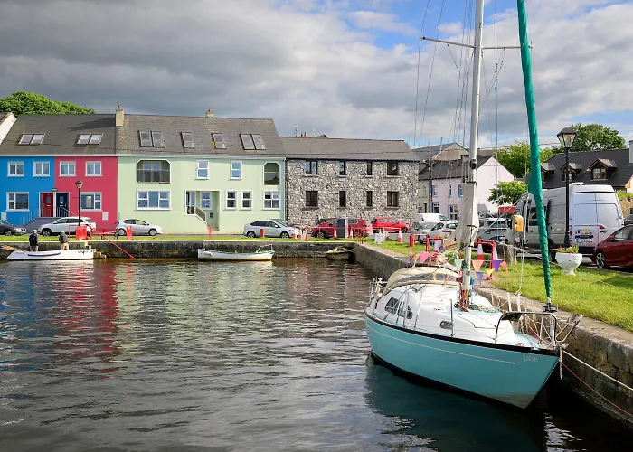 Casa vacanze 5 Bedroom Haven, On The Wild Atlantic Way Kinvara